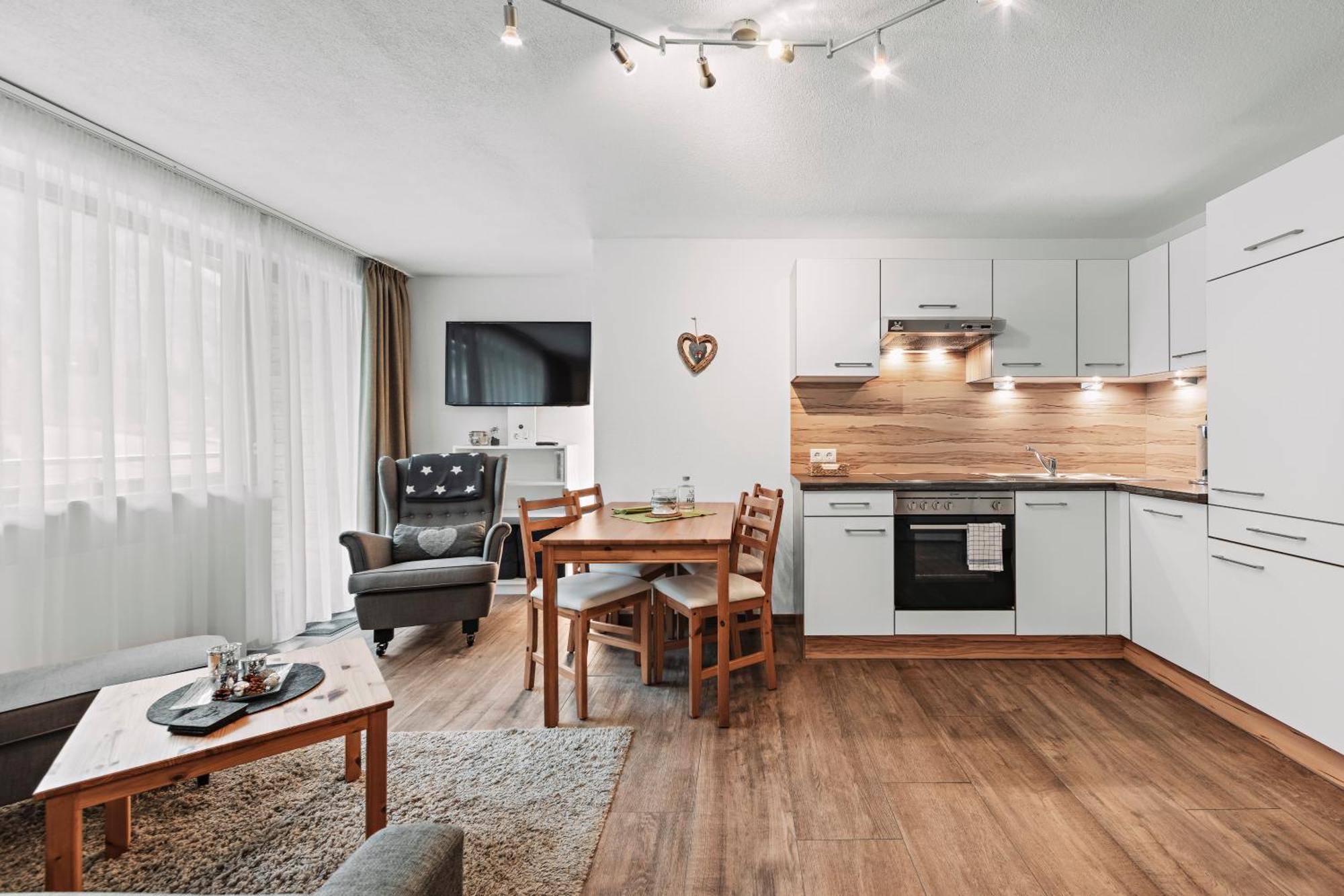 Herzblut Wohlfuehl Appartements Эц Экстерьер фото